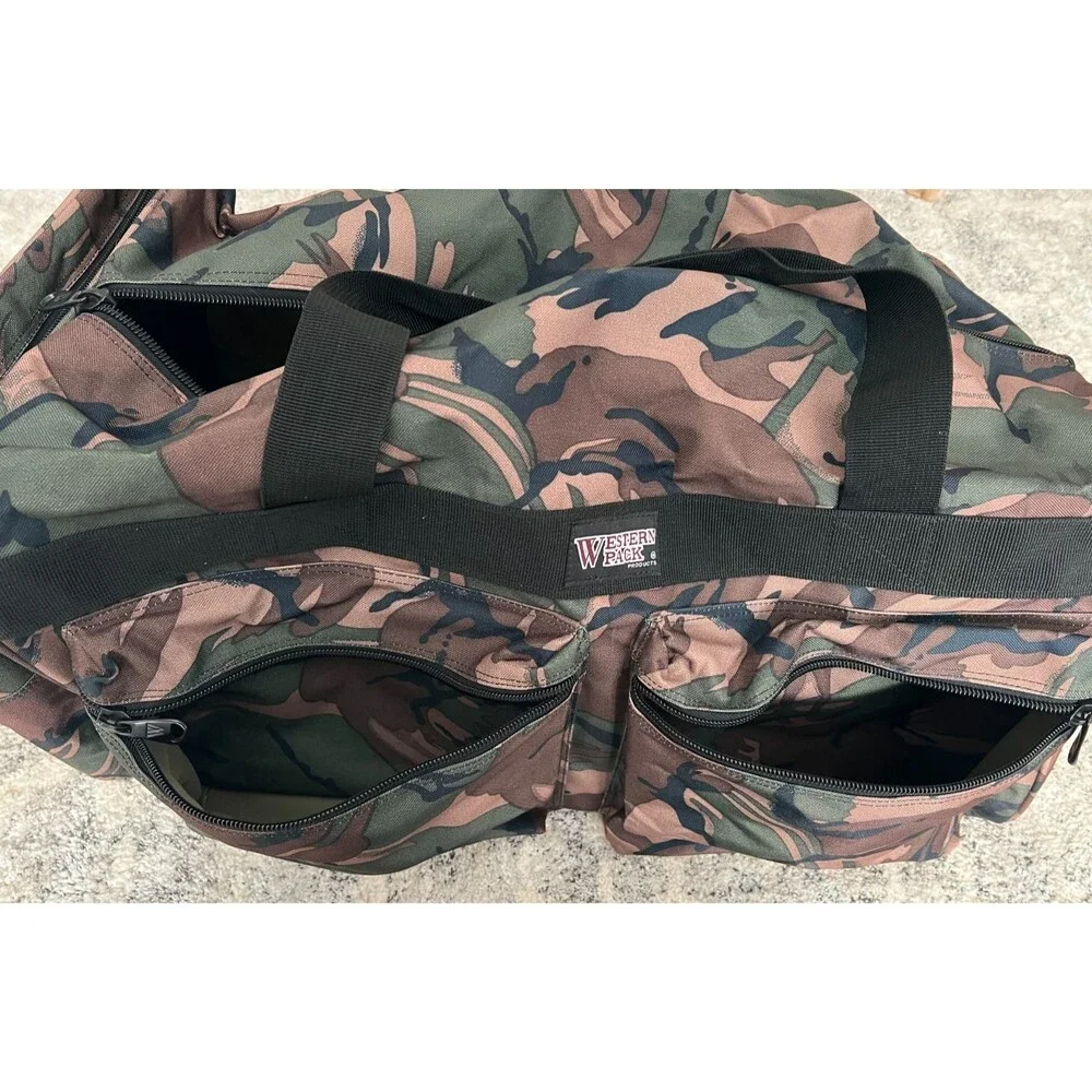 WESTERN PACK Duffle Travel Bag X-LARGE 26x14x13 Camo Hunting Outdoor Gear EUC